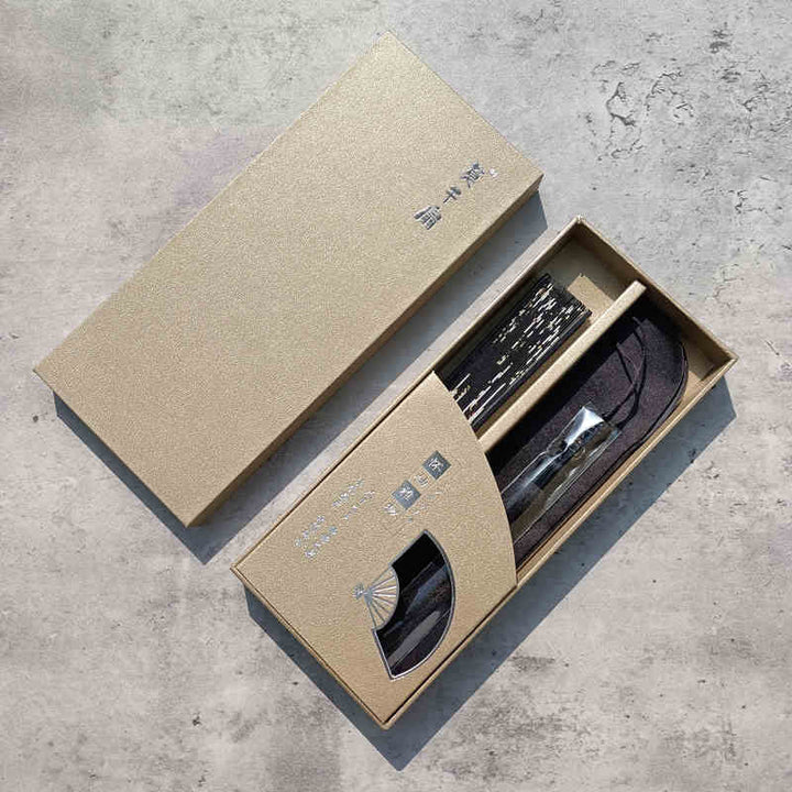 Abanico plegable de bambú de mano con grullas de flores de ciruelo y Buddha Stones