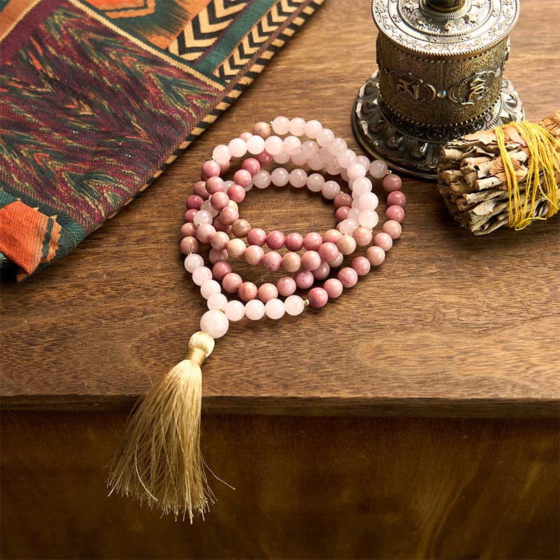 Pulsera curativa con borlas de cuarzo rosa y rodonita con 108 cuentas de mala de Buddha Stones