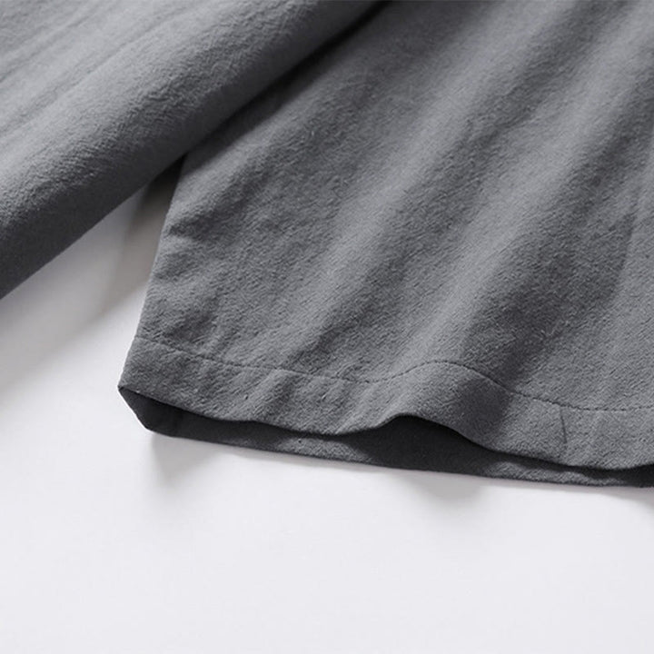 Camisa de lino y algodón con mangas tres cuartos y dos botones de color liso para hombre con estampado de Buddha Stones