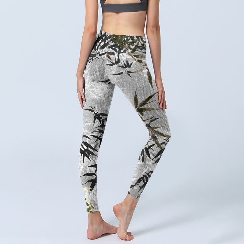 Leggings de yoga para mujer con estampado de hojas de bambú y Buddha Stones en color gris oscuro - image 5