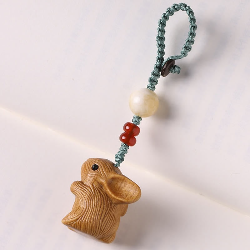 Llavero con colgante para teléfono, diseño de conejo de la suerte, con forma de sándalo rojo, con forma de hoja pequeña y piedras de Buddha Stones.