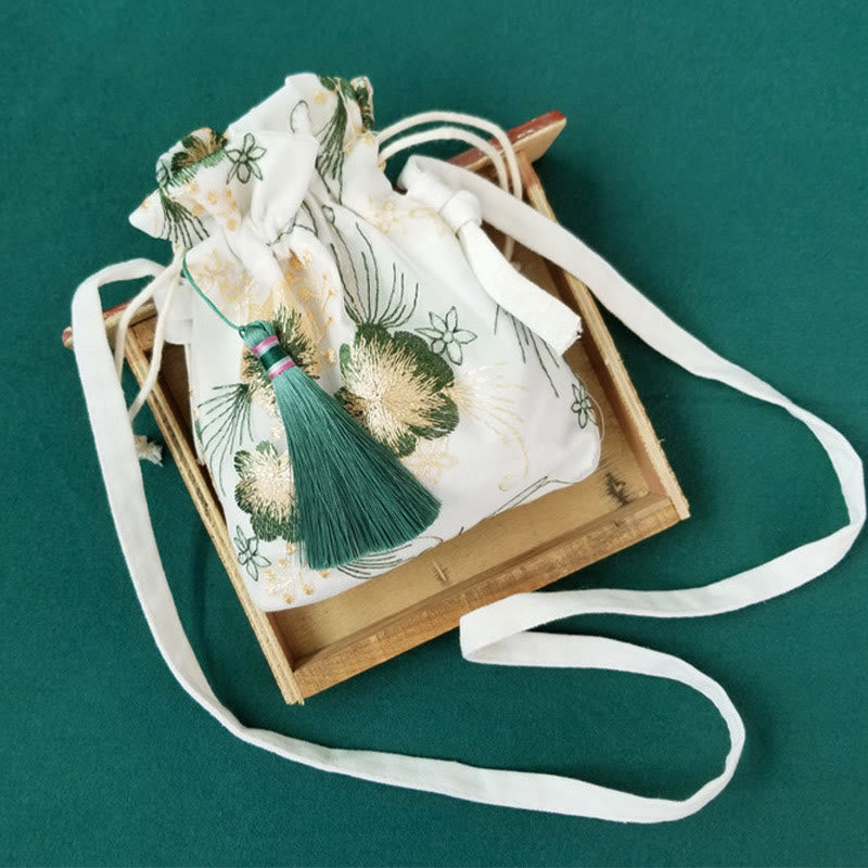 Bolso bandolera de lona con Buddha Stones , flores bordadas y flores de cerezo enredaderas.