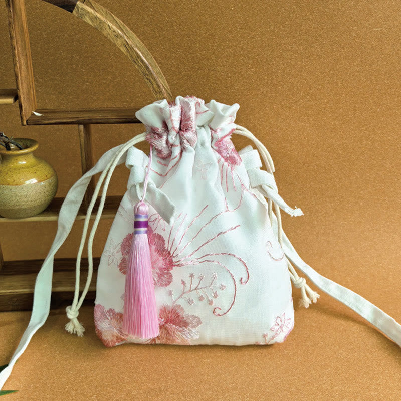 Bolso bandolera de lona con Buddha Stones , flores bordadas y flores de cerezo enredaderas.