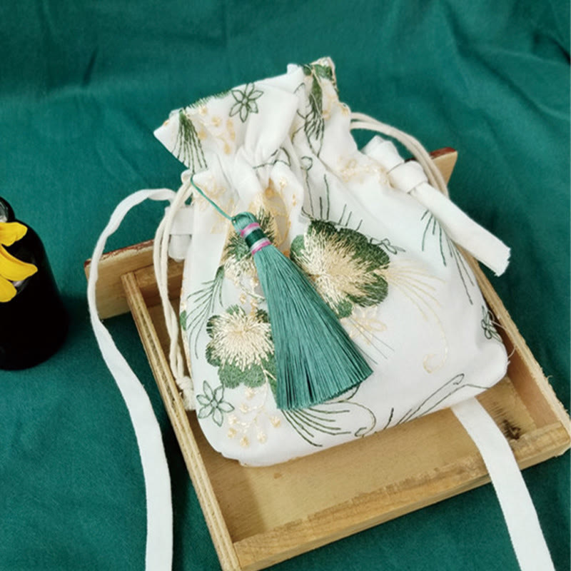 Bolso bandolera de lona con Buddha Stones , flores bordadas y flores de cerezo enredaderas.