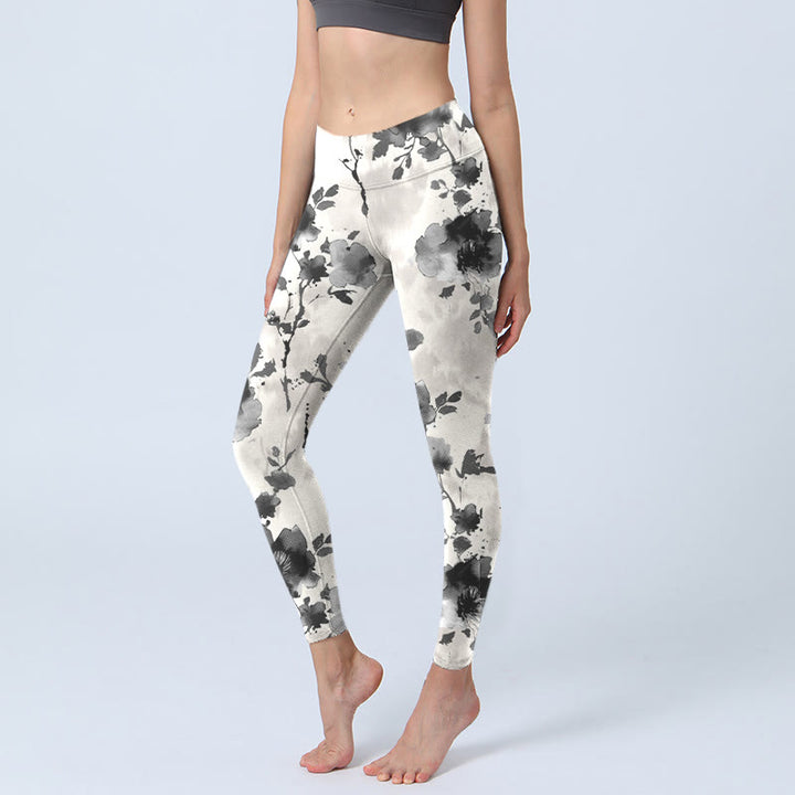 Leggings de yoga para mujer con estampado floral y estilo de pintura con tinta de Buddha Stones - Fantasma blanco - US18,UK/AU22,EU50 (4XL) - image 1