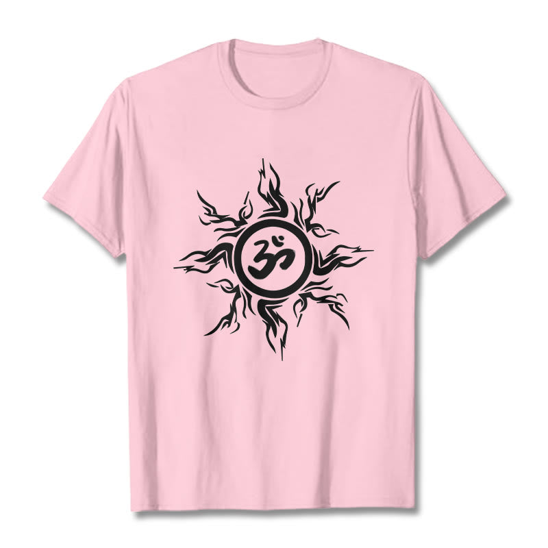 Camiseta de algodón con diseño de rayos de sol y Buddha Stones alrededor del símbolo Om - Rosa claro - 2XL - image 13