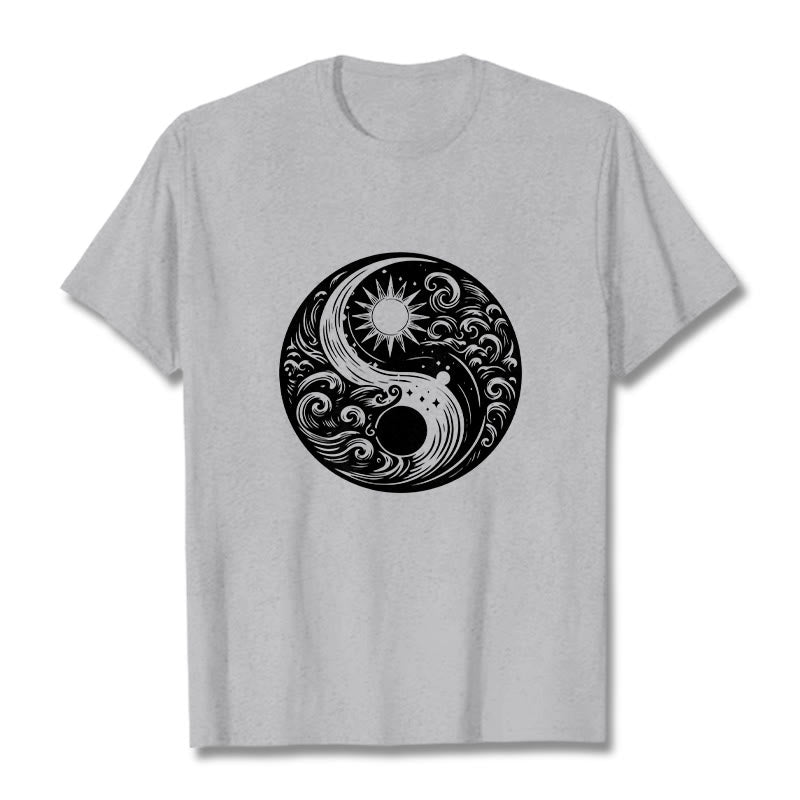 Camiseta de algodón con estampado de Buddha Stones, sol, luna, olas, Yin Yang - Gris claro - 2XL - image 20