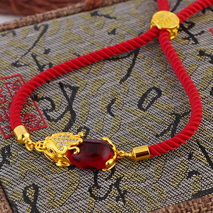Pulsera de hilo rojo Pixiu de ágata roja atractor de riqueza de Buddha Stones