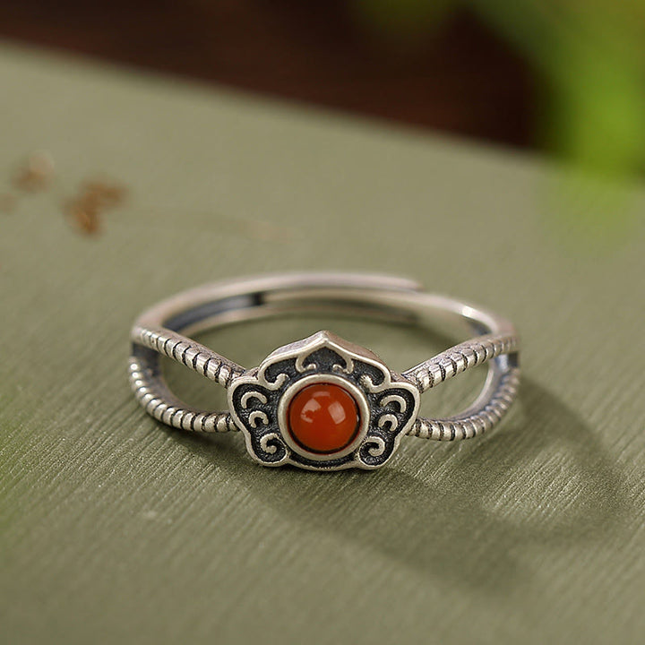 Anillo de pensamiento lógico con cuentas de ágata roja de plata de ley 925 con Buddha Stones