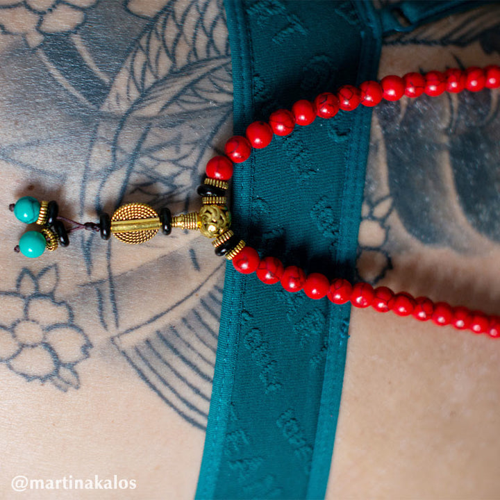 Pulsera con collar de la suerte, mala tibetana, Buddha Stones , color rojo y turquesa