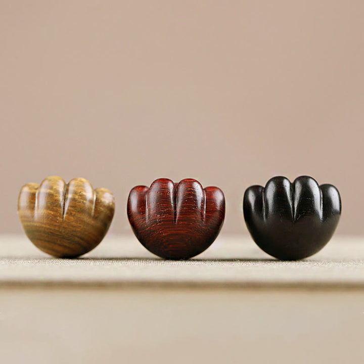 Buddha Stones hoja pequeña sándalo rojo sándalo verde madera de ébano gato de la suerte garra protección llavero