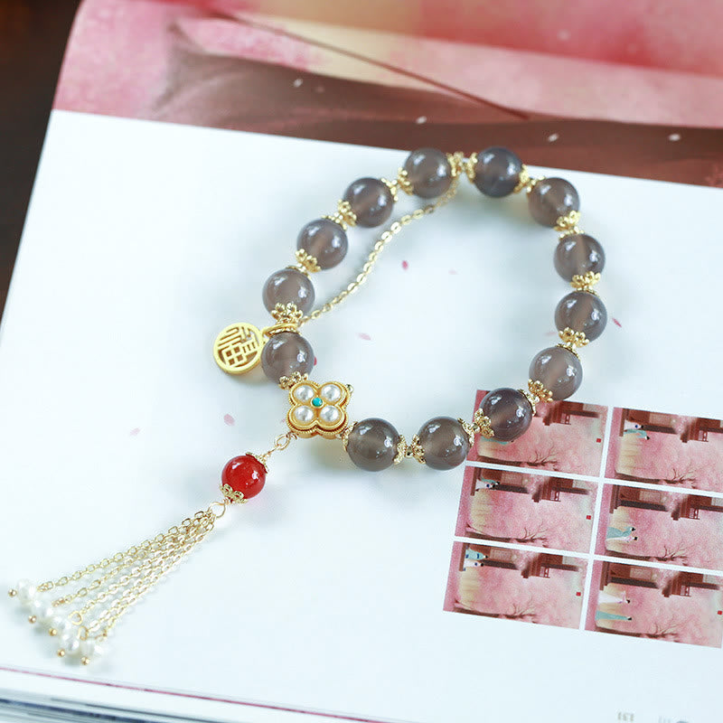 Pulsera de equilibrio con borlas y perlas de carácter Fu de ágata gris natural con Buddha Stones