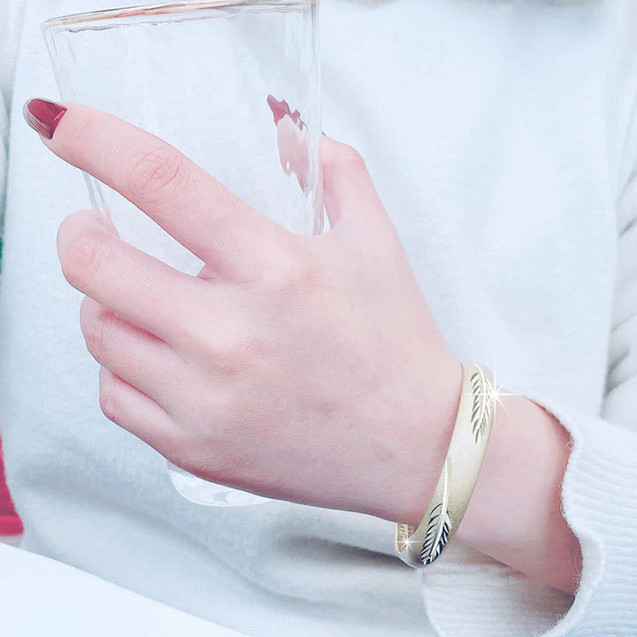 Brazalete de cobre con diseño de Sutra y corazón de Buddha Stones , brazalete de cobre con patrón grabado