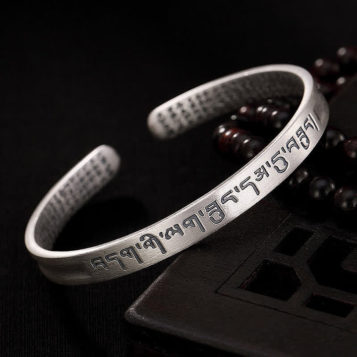 Pulsera de protección Sutra de corazón con seis palabras verdaderas de plata de ley 999 con Buddha Stones