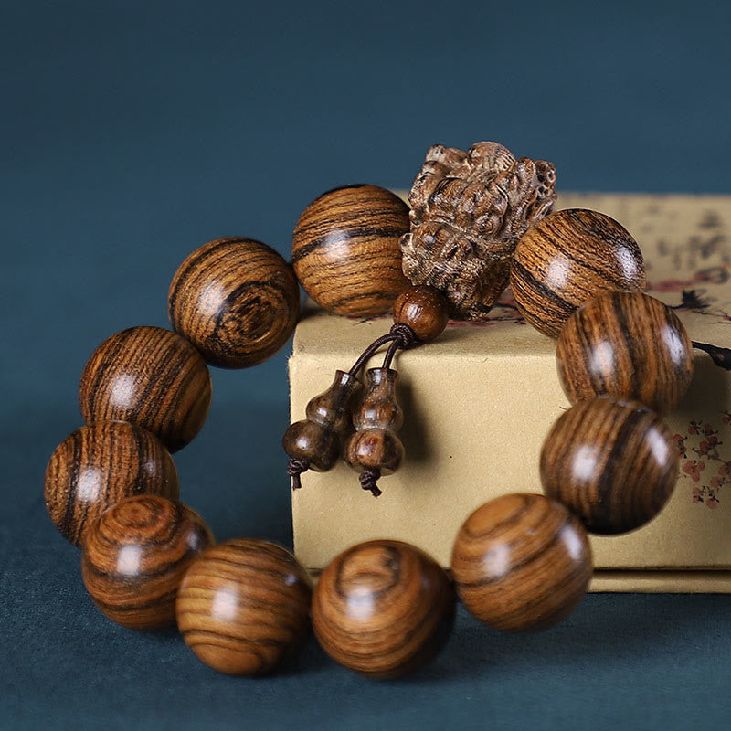 Pulsera de protección tallada con dragón de madera de agar, Buddha Stones , palisandro, sándalo verde, hoja pequeña, sándalo rojo