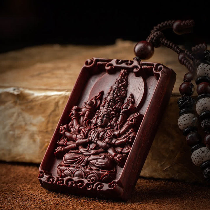Colgante de collar de protección de sándalo rojo de hoja pequeña de Buda natal del zodiaco chino