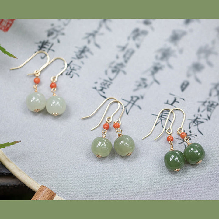 Pendientes Buddha Stones chapados en oro de 14 quilates, jade hetiano y ágata roja