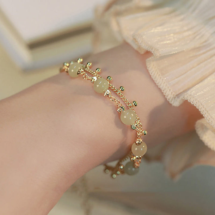 Pulsera de prosperidad de la suerte con cuentas de jade hetiano de 2 capas chapada en oro de 14 quilates
