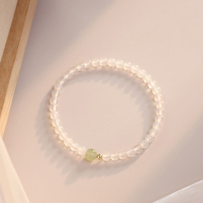 Pulsera de protección de la suerte de jade de ágata blanca natural con Buddha Stones