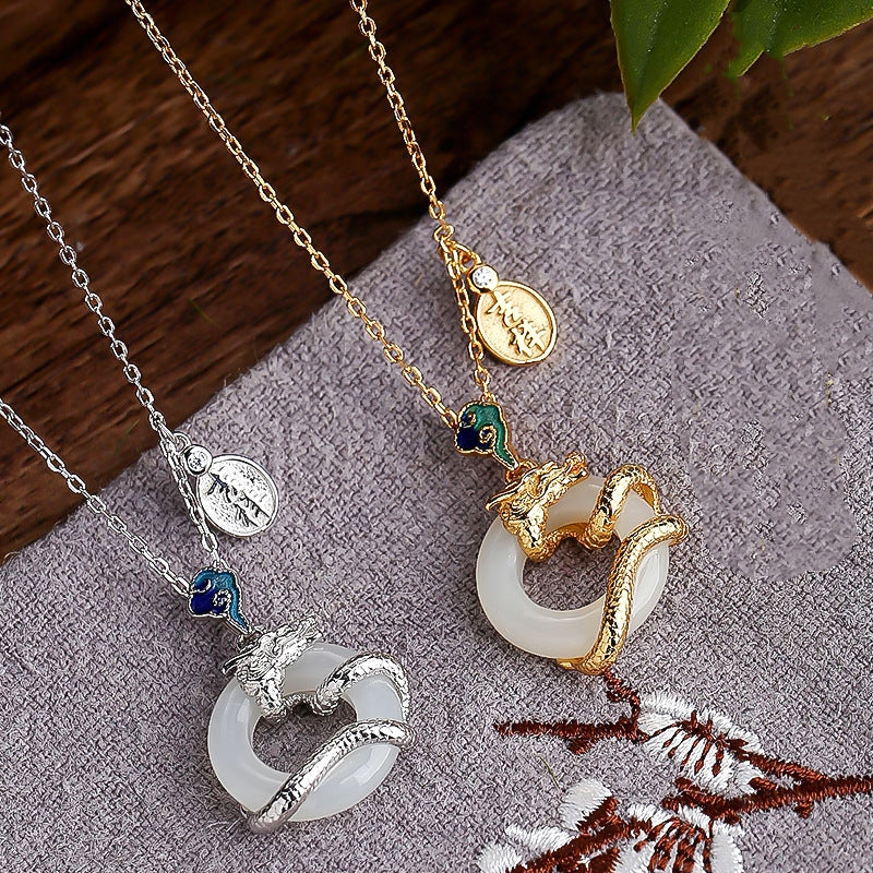 Buddha Stones Año del Dragón Plata de Ley 925 Hetian Jade blanco hebilla de la paz nubes auspiciosas colgante de collar de éxito