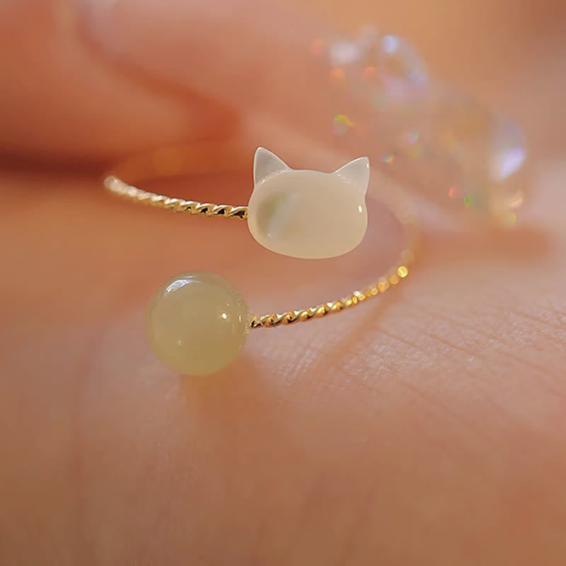 Anillo de bendición con cuentas de jade y cabeza de gato, piedra Tridacna de Buddha Stones - Piedra Tridacna - image 1