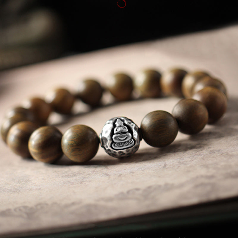 Pulsera de curación de Buda de sándalo rojo de hoja pequeña de sándalo verde de plata de ley 999 con Buddha Stones de Buda