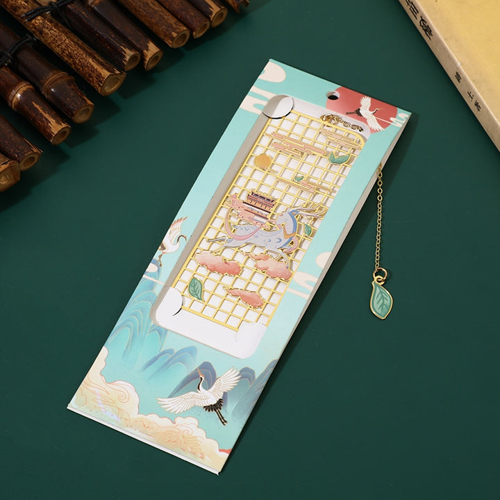 Marcapáginas hueco de metal y latón con diseño de Buddha Stones, alce, pez koi, grulla y zorro de nueve colas