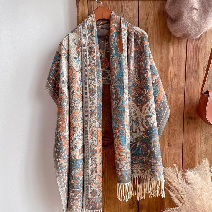 Bufanda de viaje acogedora con borlas y ramas de flores tibetanas de Buddha Stones - image 10