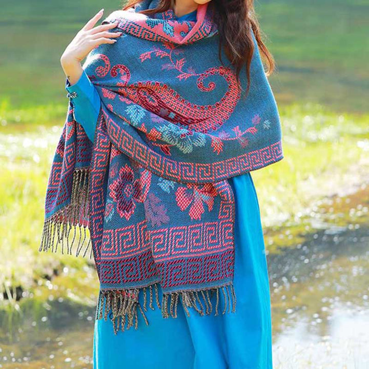 Bufanda de viaje acogedora con diseño de hojas de flores tibetanas de Buddha Stones - image 10