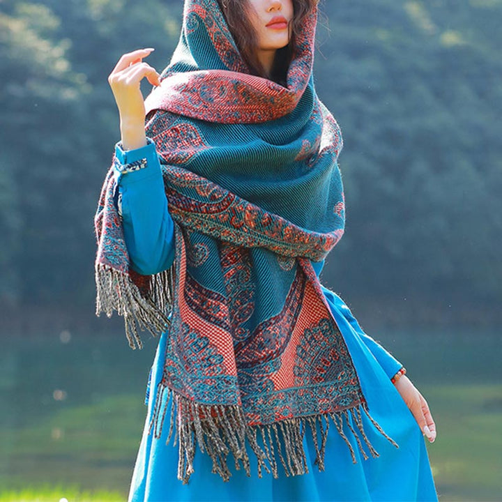 Bufanda de viaje acogedora con diseño de hojas de vid tibetanas de Buddha Stones - Azul - image 22