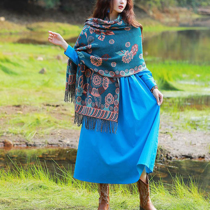 Bufanda de viaje acogedora con diseño de hojas florales y flores tibetanas de Buddha Stones - image 9
