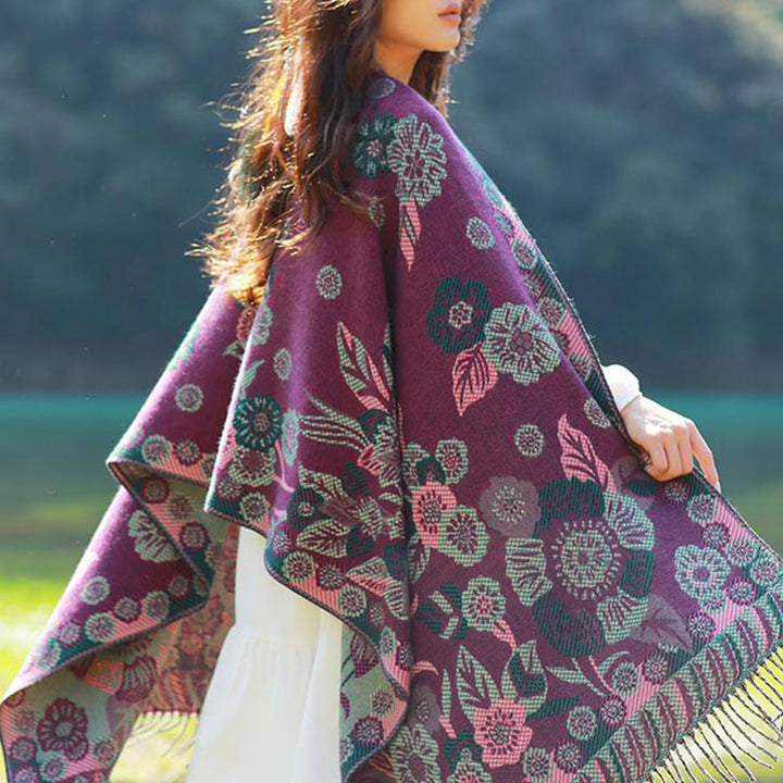 Bufanda de viaje acogedora con diseño de hojas florales y flores tibetanas de Buddha Stones - image 12