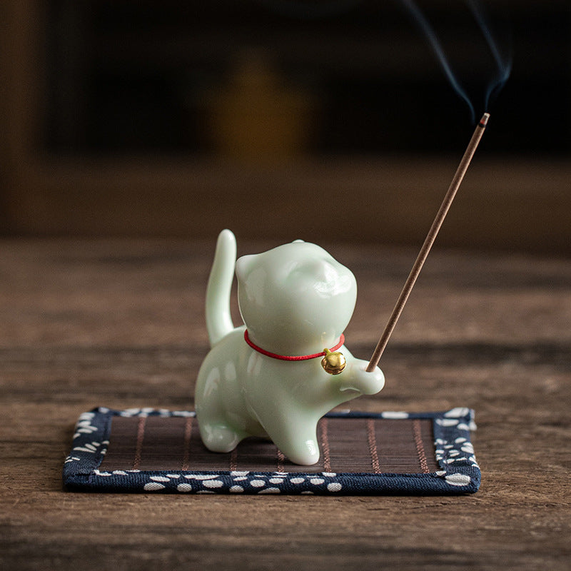 Mini gato de la suerte, Buddha Stones, gatito, té, mascota, cerámica, decoración de escritorio para el hogar con estera de Bambú - Gatito verde 6,2 cm x 3,2 cm x 5,6 cm - image 12
