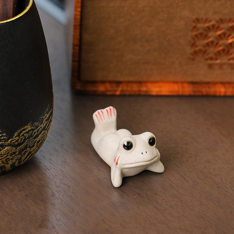 Buddha Stones Mini pequeña rana rezando cerámica riqueza prosperidad hogar té mascota estatuilla decoración - Ranita 5,5*3,5*3 cm - image 3