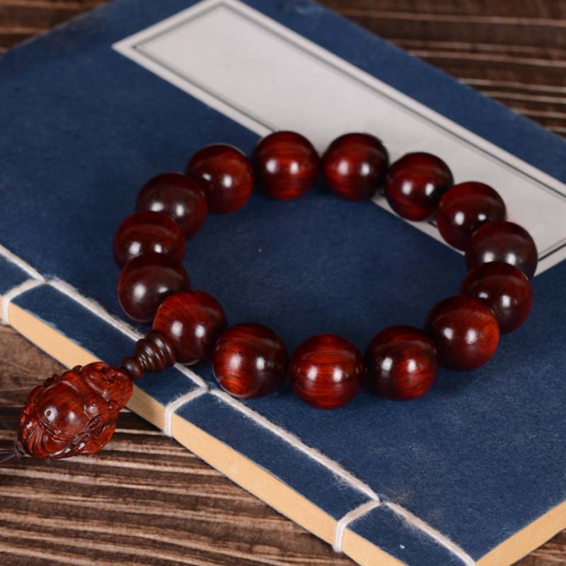 Pulsera de protección del dios de la riqueza de Buda sonriente de sándalo rojo de hoja pequeña con piedras de Buddha Stones