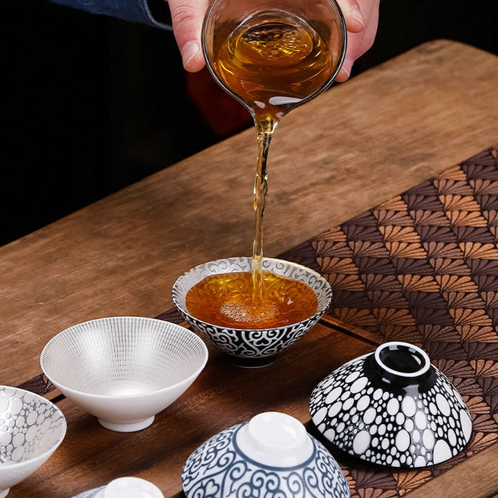 Tazas de té de cerámica de plata dorada con diseño del Tíbet y Buddha Stones , tazas de té de Kung Fu, 55ml