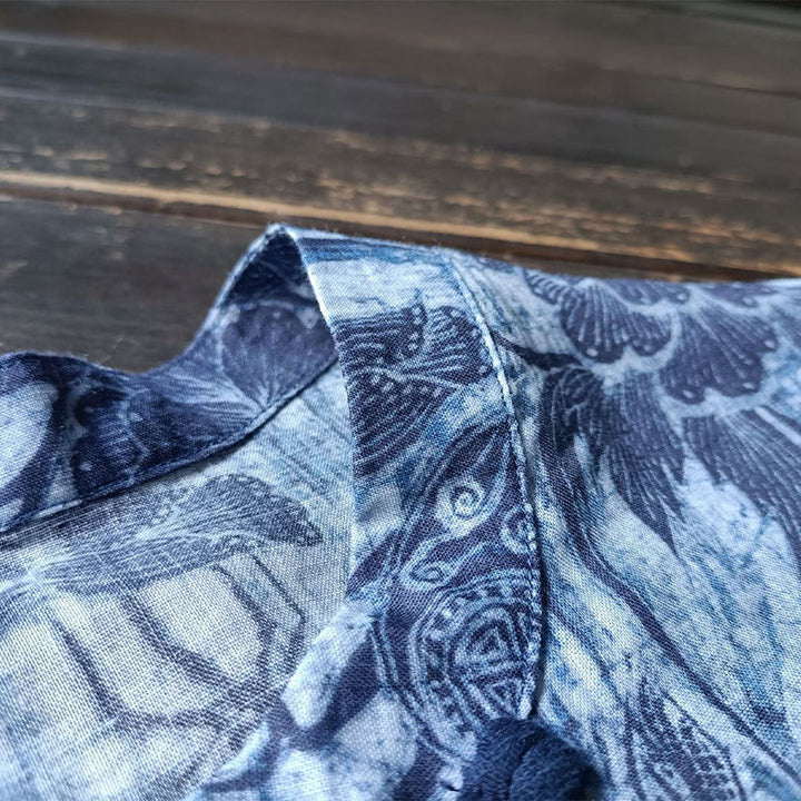 Camisa de lino con ramio y manga larga con diseño retro de flores blancas y azules y botones de rana de Buddha Stones - image 13