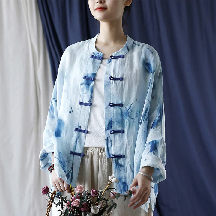 Camisa de lino con ramio y manga larga con diseño de flores azules teñidas con efecto tie-dye y Buddha Stones