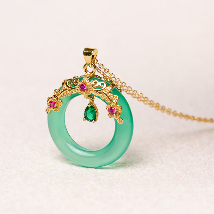 Buddha Stones Colgante de collar con diseño de hebilla de paz y fuerza de calcedonia verde - image 9