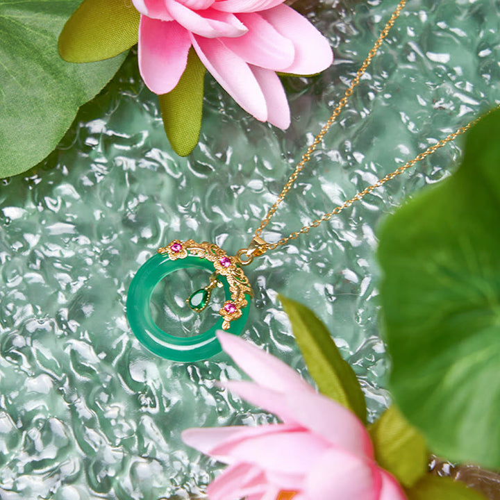 Buddha Stones Colgante de collar con diseño de hebilla de paz y fuerza de calcedonia verde - image 11