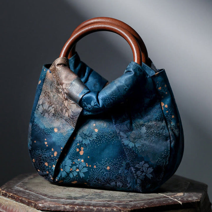 Buddha Stones Bolso de mano con asa de madera azul y flores de jacquard hecho a mano - Flor azul 23*25*5cm - image 0