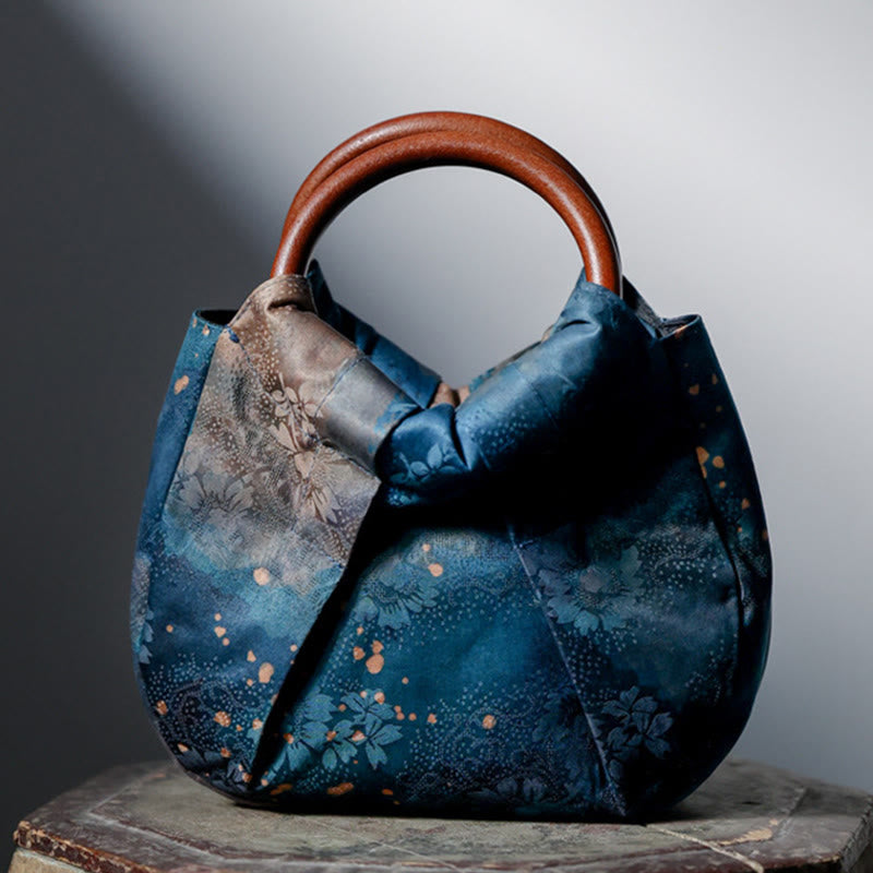 Buddha Stones Bolso de mano con asa de madera azul y flores de jacquard hecho a mano - image 1
