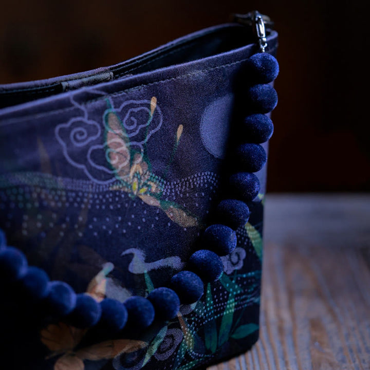 Buddha Stones Bolso bandolera con cadena de metal, diseño de hojas de bambú, mariposas, peonías y urracas. - image 5