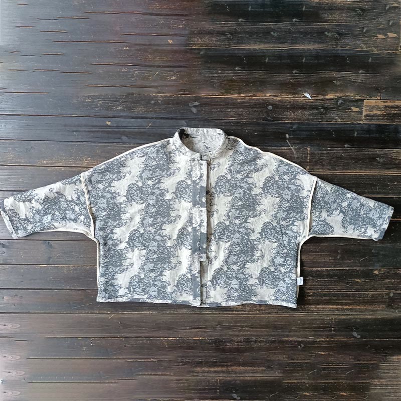 Camisa de chaqueta de lino de algodón de manga larga con diseño de botones de rana y estampado de Buddha Stones con bolsillos