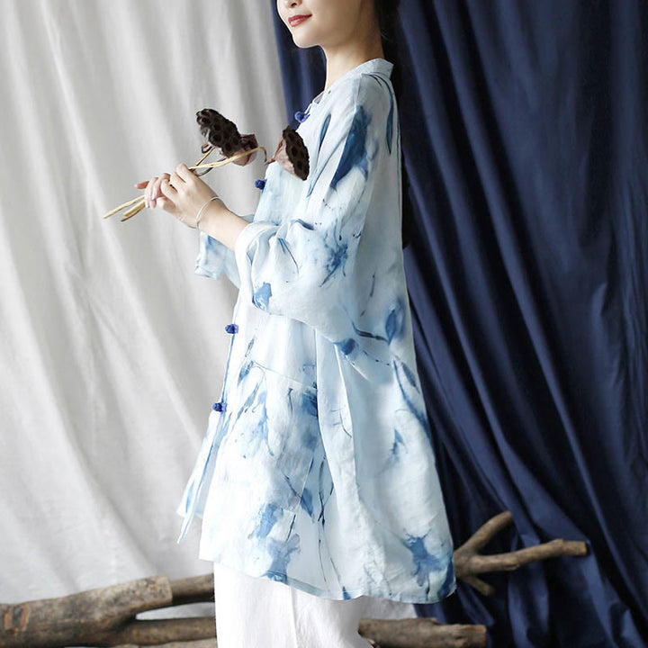 Camisa de chaqueta de lino de ramio de manga larga con diseño de botones de rana con estampado de tinta blanca y azul de Buddha Stones con bolsillos
