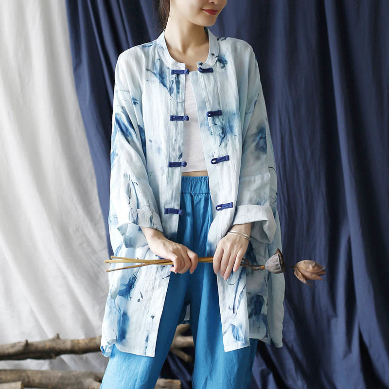 Camisa de chaqueta de lino de ramio de manga larga con diseño de botones de rana con estampado de tinta blanca y azul de Buddha Stones con bolsillos