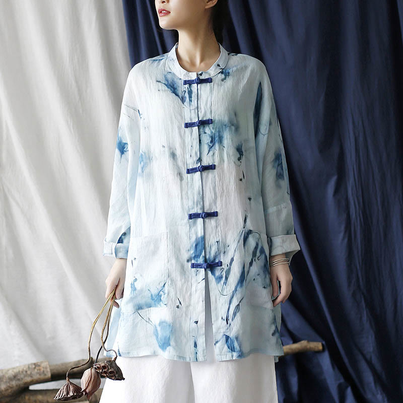 Camisa de chaqueta de lino de ramio de manga larga con diseño de botones de rana con estampado de tinta blanca y azul de Buddha Stones con bolsillos