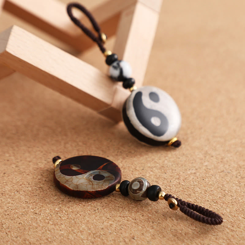 Llavero con cuentas de ágata natural Yin Yang Dzi con Buddha Stones