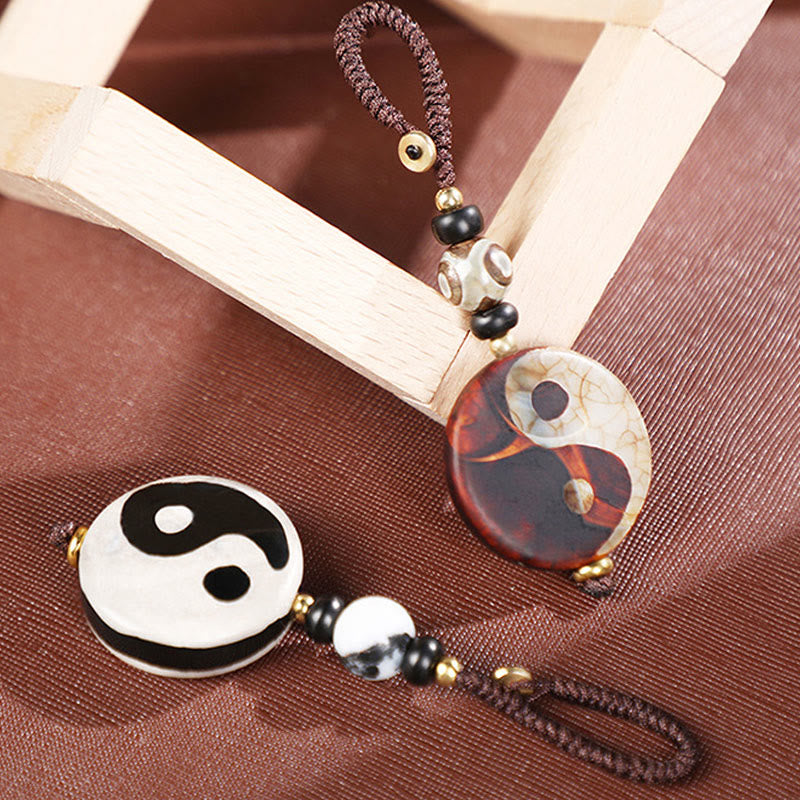 Llavero con cuentas de ágata natural Yin Yang Dzi con Buddha Stones