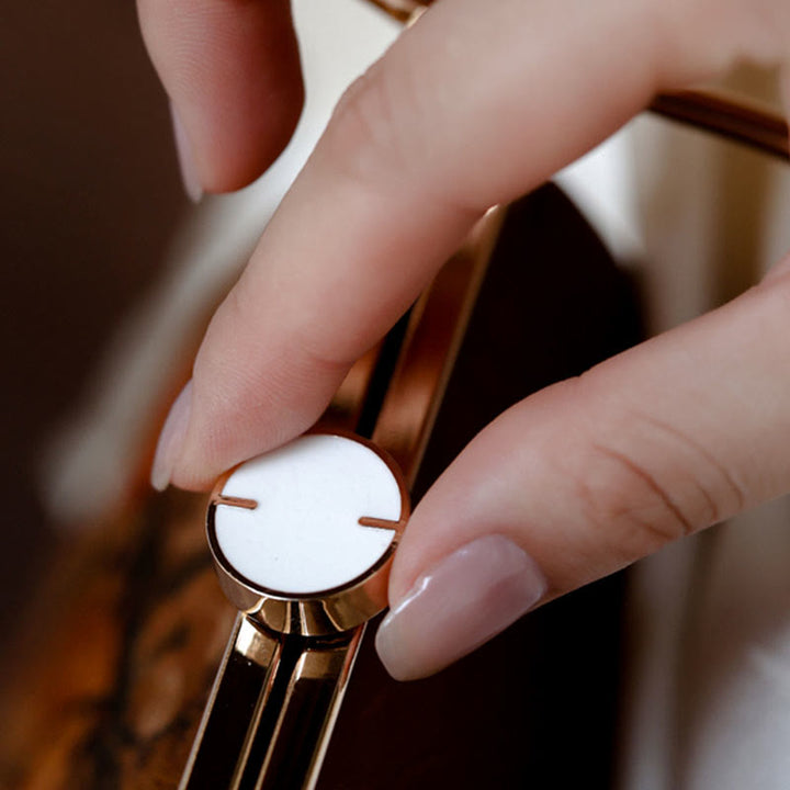 Pintura de Buddha Stones de la dama de Guoguo en una excursión de primavera Bolso con asa de metal
